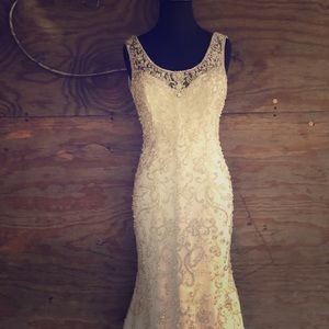 Angelina Faccenda Style 1312 Wedding Gown – New w/ Tags – US 12 – $2,598 Retail